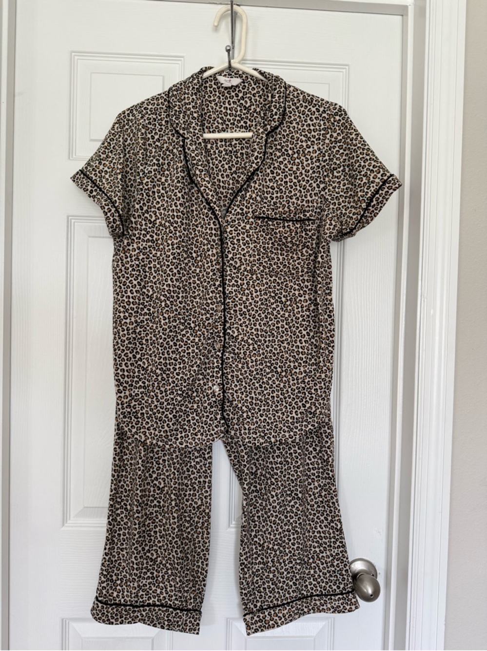 Secret Treasures women’s animal print pajama set